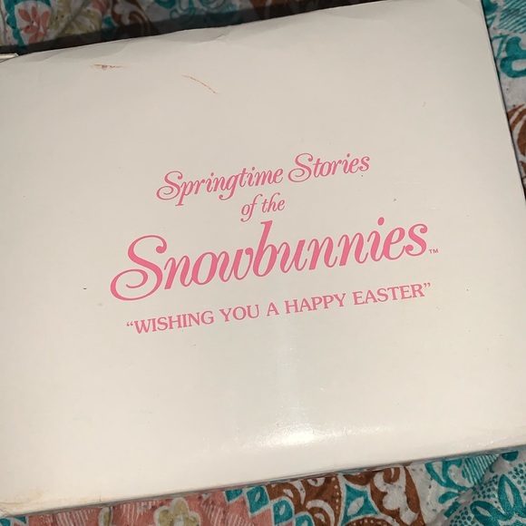 Snowbabies SPRINGTIME STORIES OF THE SNOWBUNNIES “WISHING YOU A HAPPY EASTER” - Picture 2 of 11